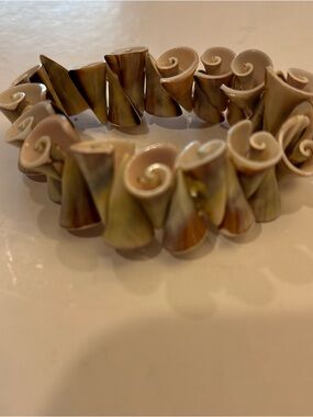 Bracelet Made Of Spiral Shells Stretch Beachy Coastal Seashells